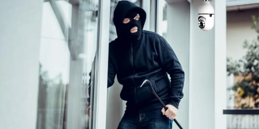 burglar about to break in Safe Cam 360 product